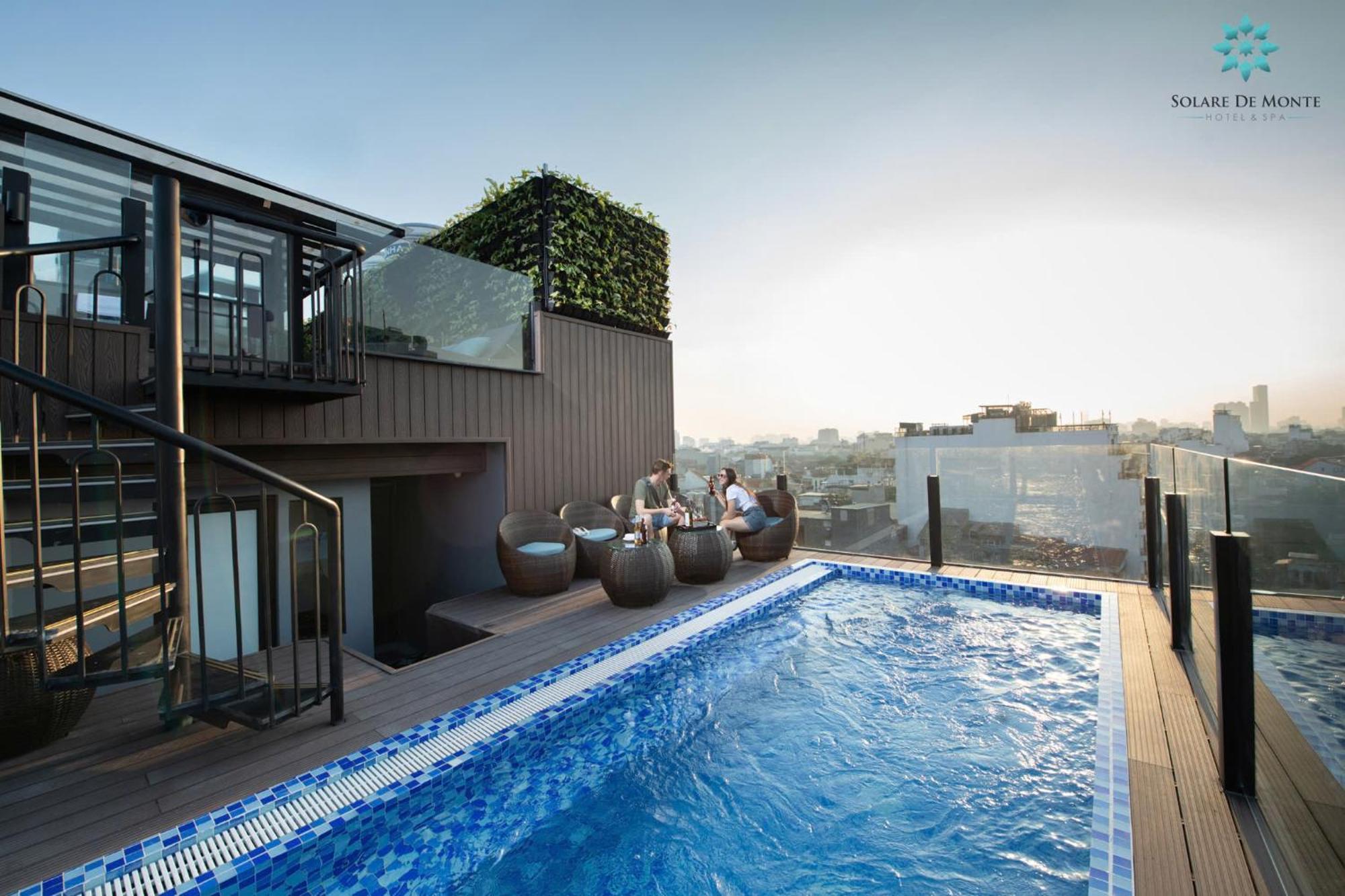 Hotel Solare De Monte & Hanoï