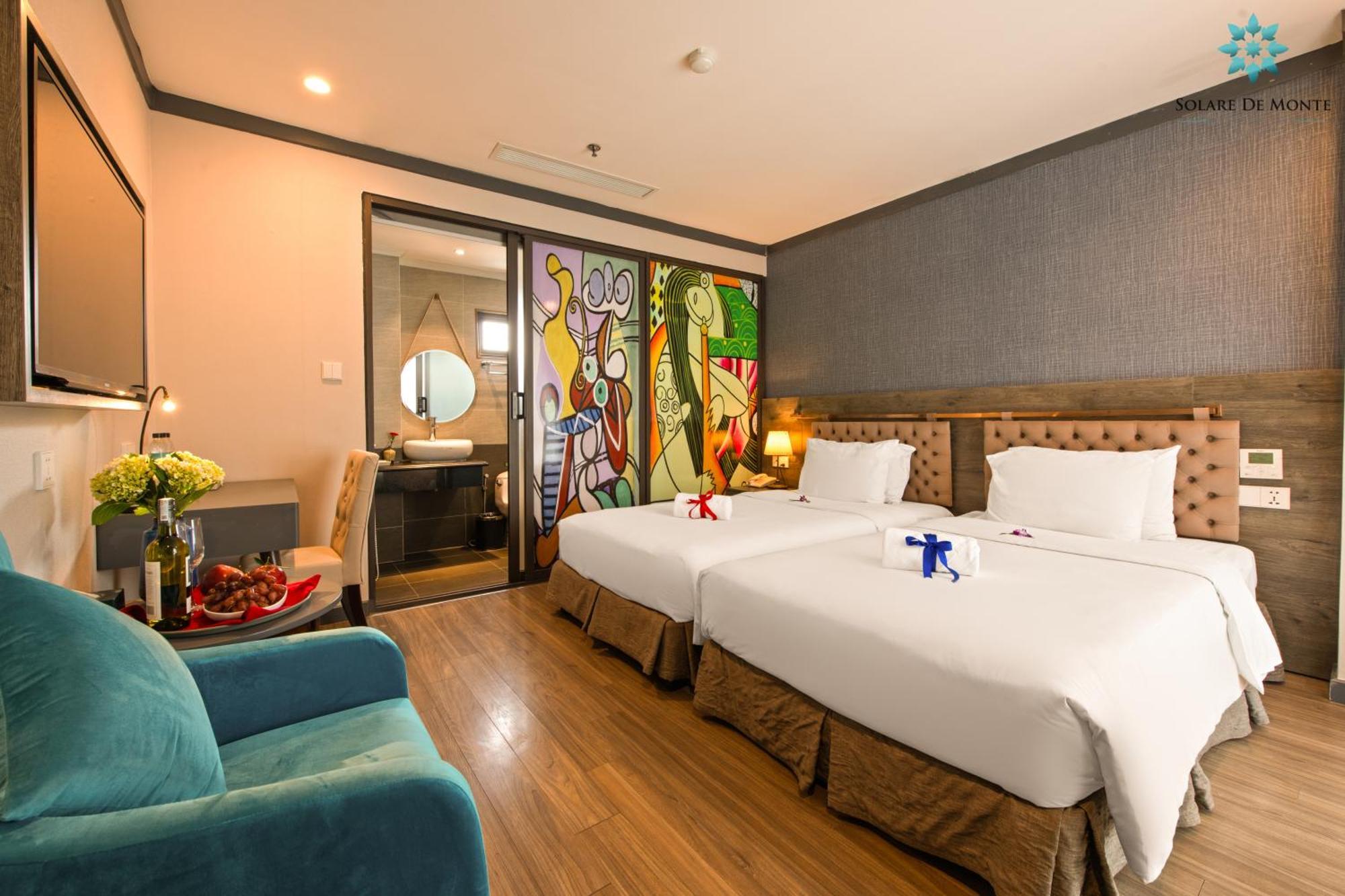 Hotel Solare De Monte & Hanoï