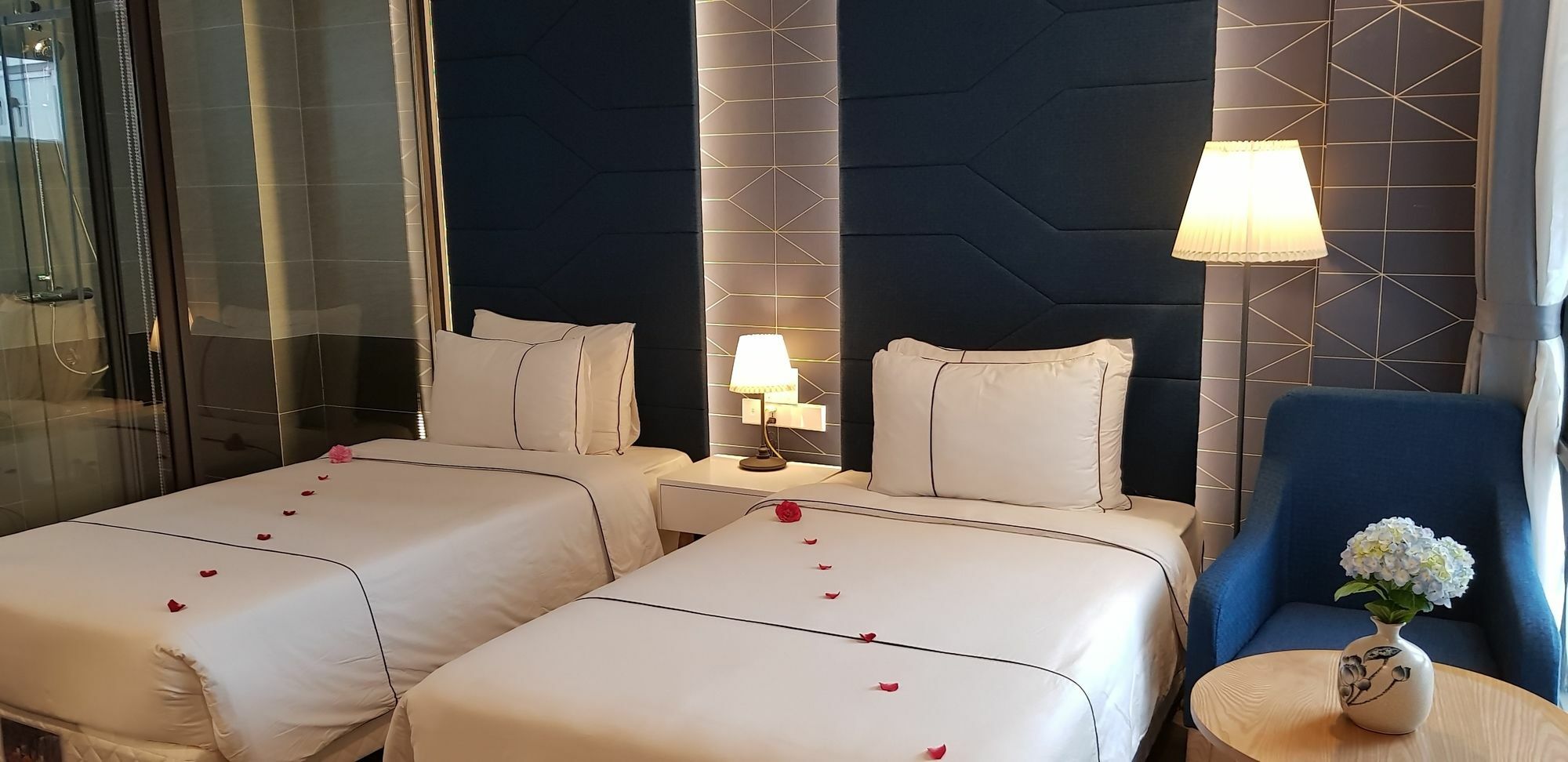 Solare De Monte & Hotel Hanoï
